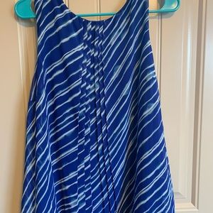 Blue sleeveless woman’s top size xl apt9 lined